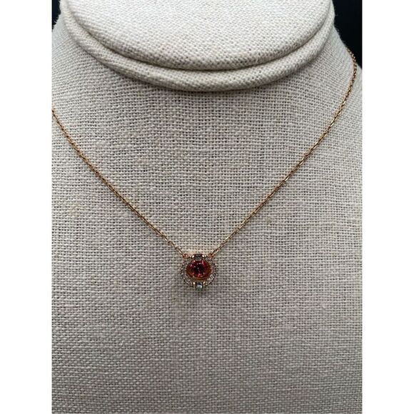 Swarovski Sparkling Dance Necklace Red Crystal Gold Chain Una Gift Idea - Picture 1 of 7